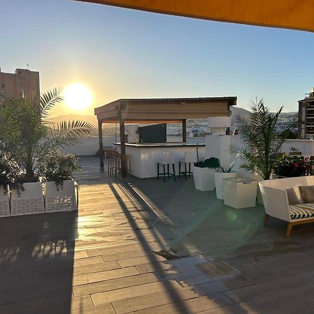 Апартаменты Atico Con Enorme Terraza Y Chill Out Particular Бенидорм Экстерьер фото