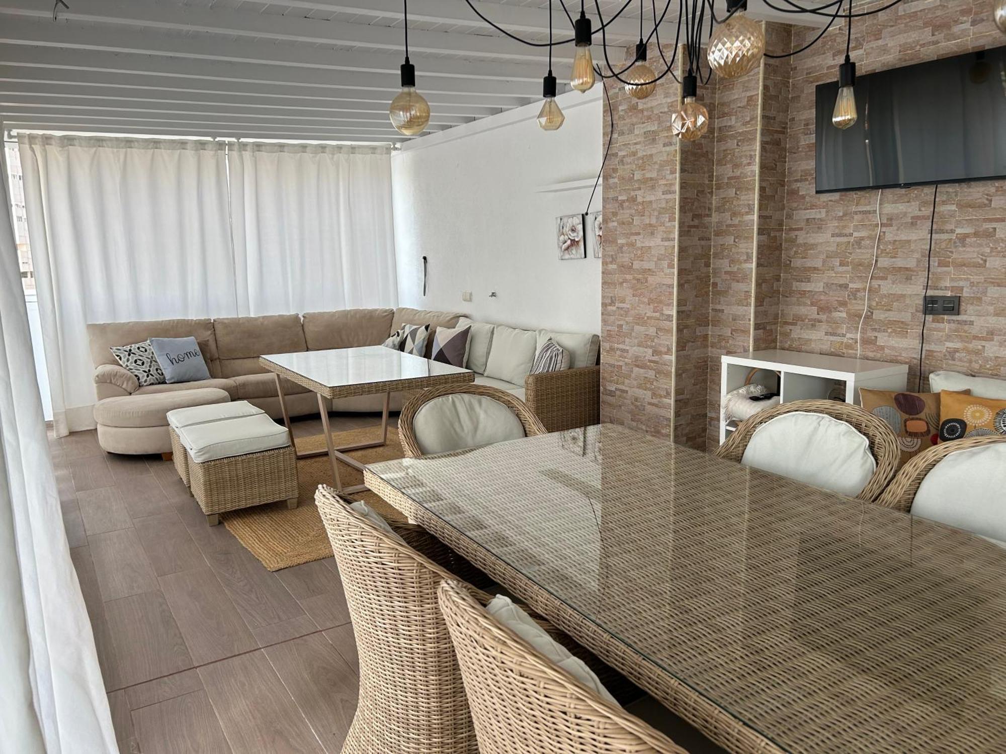 Апартаменты Atico Con Enorme Terraza Y Chill Out Particular Бенидорм Экстерьер фото